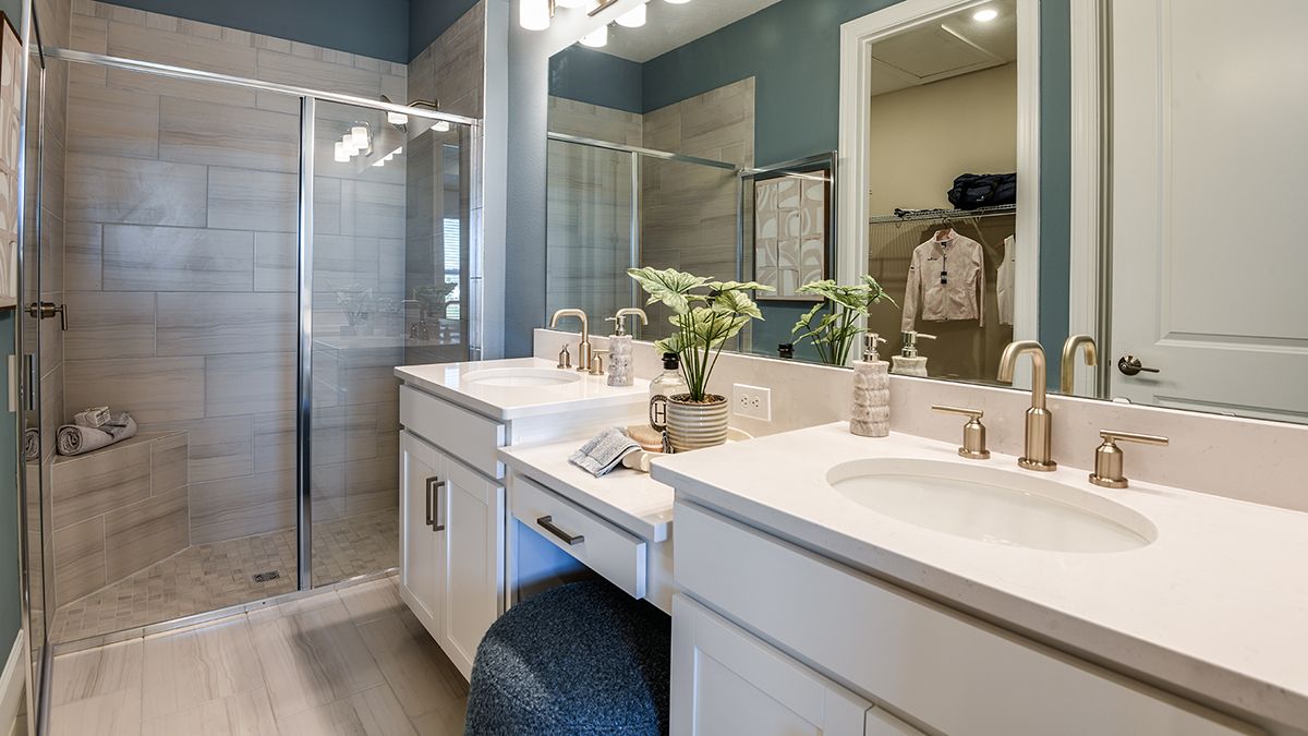 Esp-at-Center-Lake-Caicos-2618-1200x675