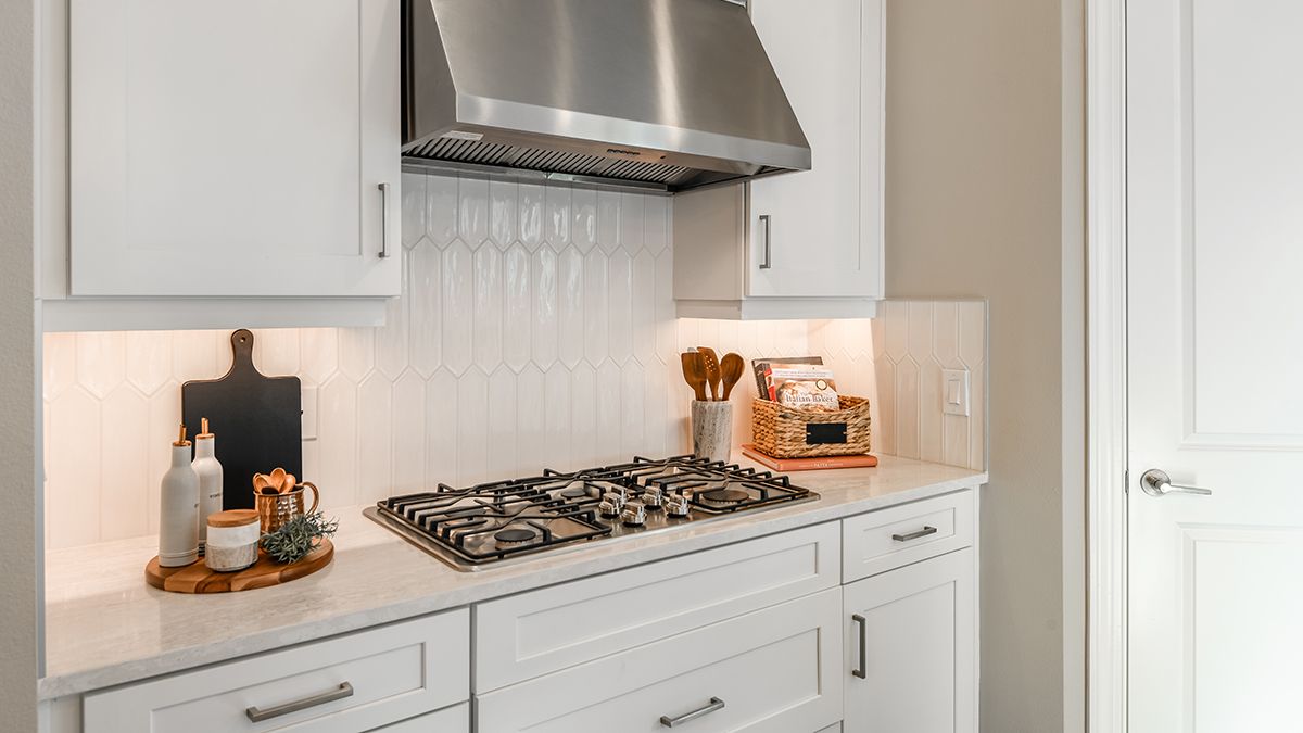 Esp-at-Center-Lake-Lazio-3012-1200x675