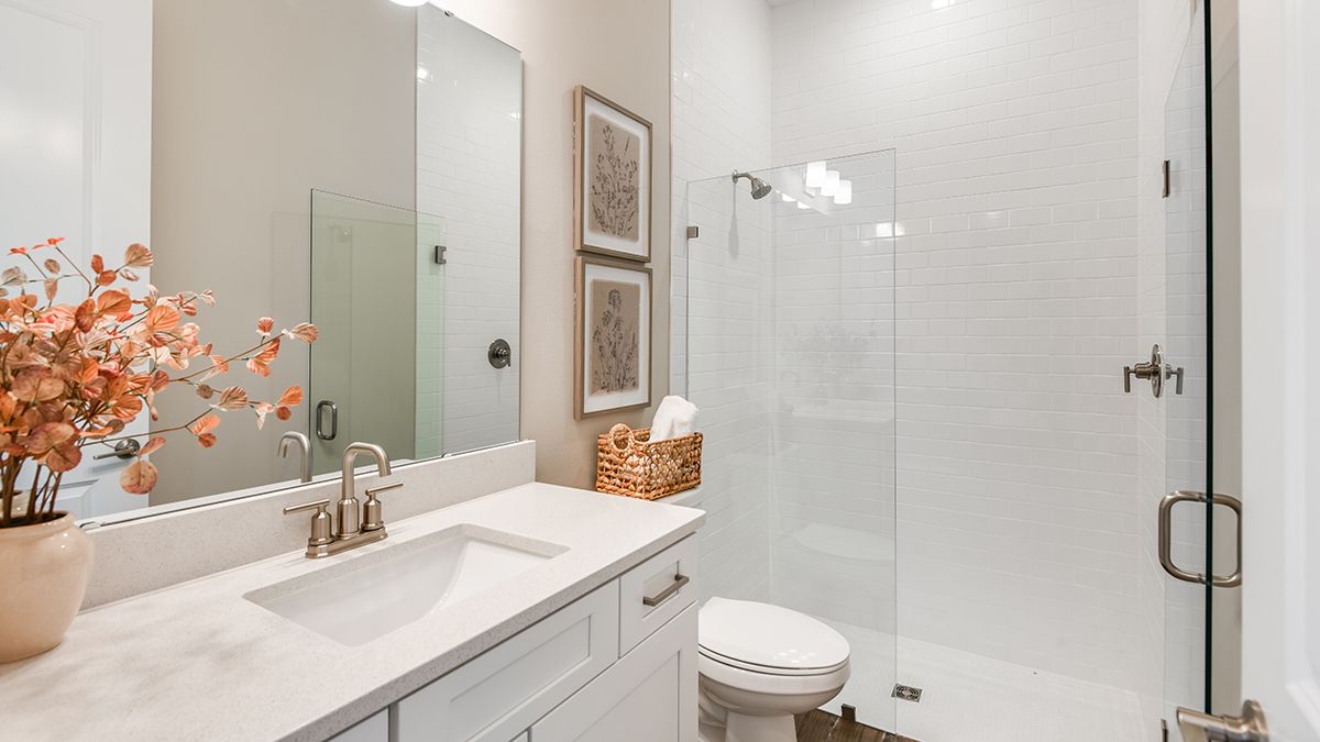 Esp-at-Center-Lake-Lazio-3103-1200x675