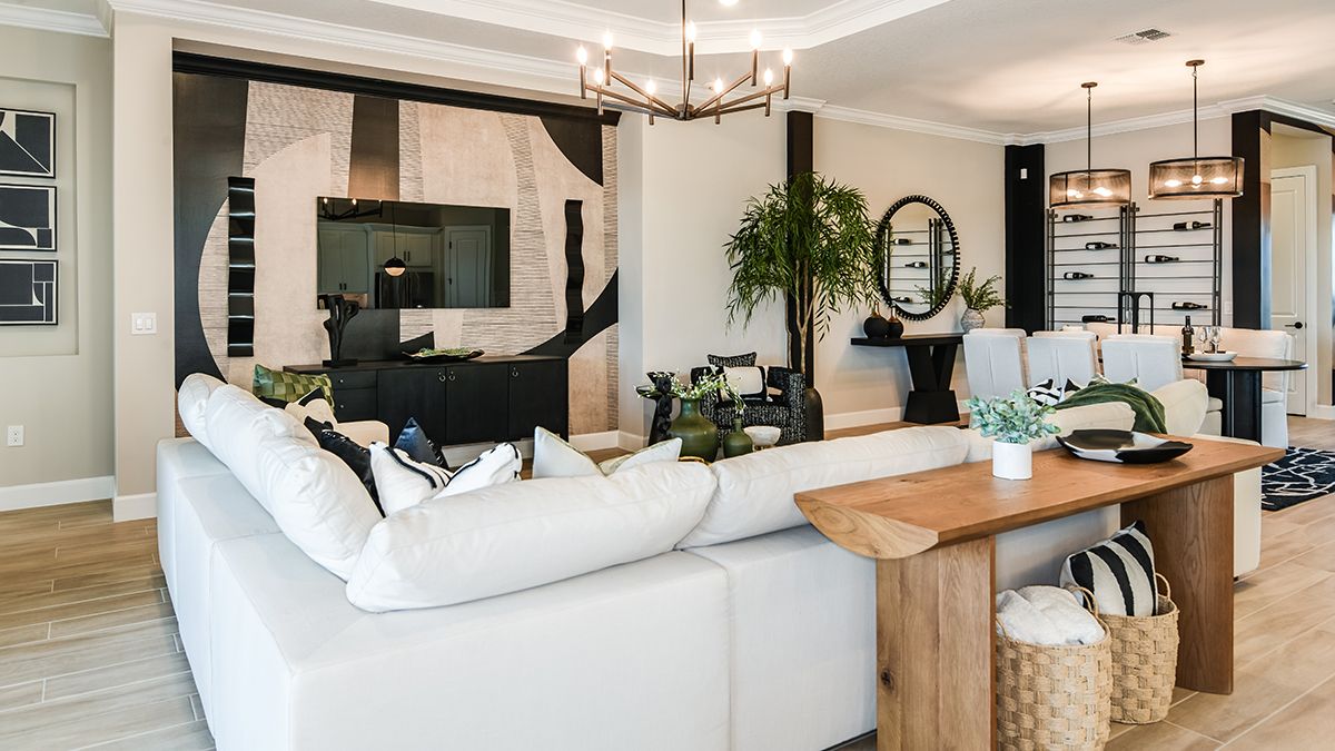 Esp-at-Center-Lake-Pallazio-2724-1200x675