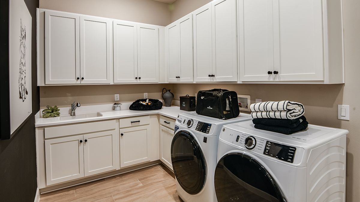 Esp-at-Center-Lake-Pallazio-2808-1200x675