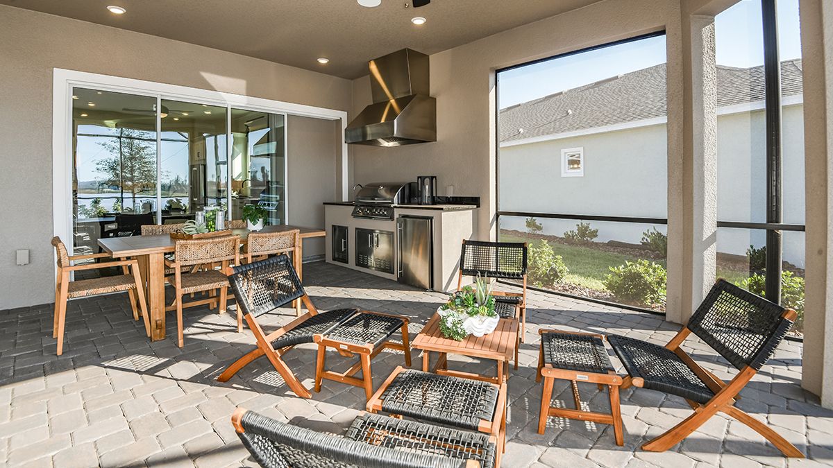 Esp-at-Center-Lake-Pallazio-2820-1200x675