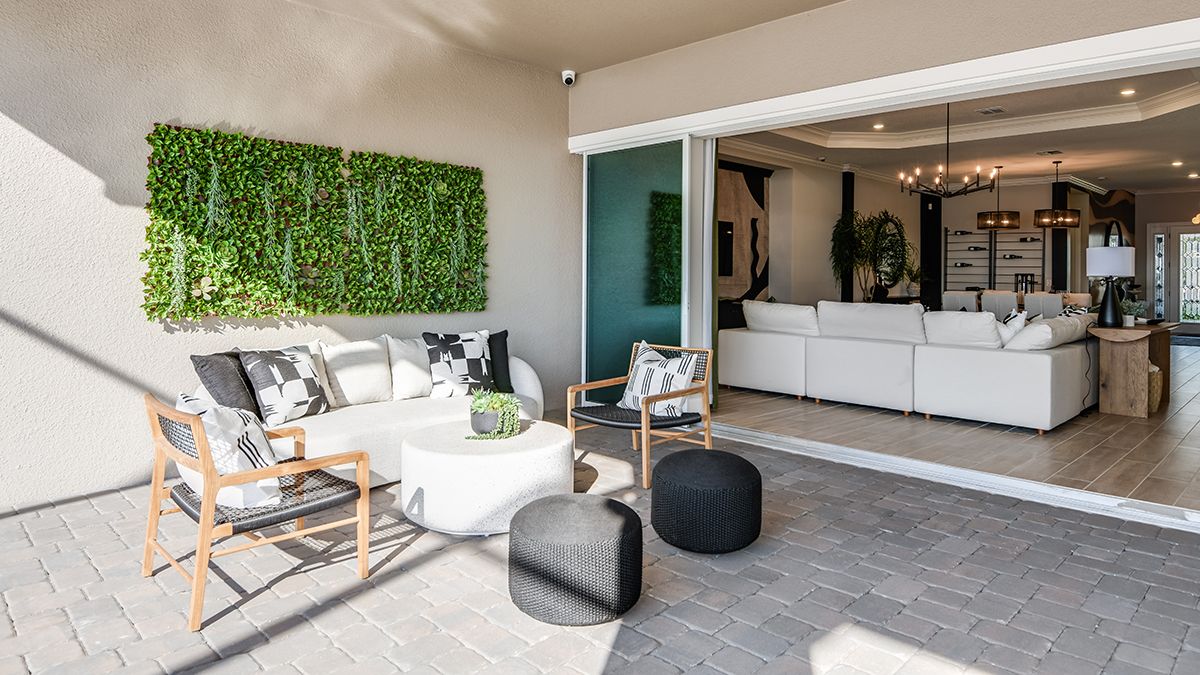 Esp-at-Center-Lake-Pallazio-2823-1200x675