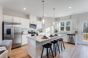 5708 Schelton Place SE (Forsyth)
