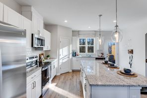 304 Oldvine Drive (Forsyth)