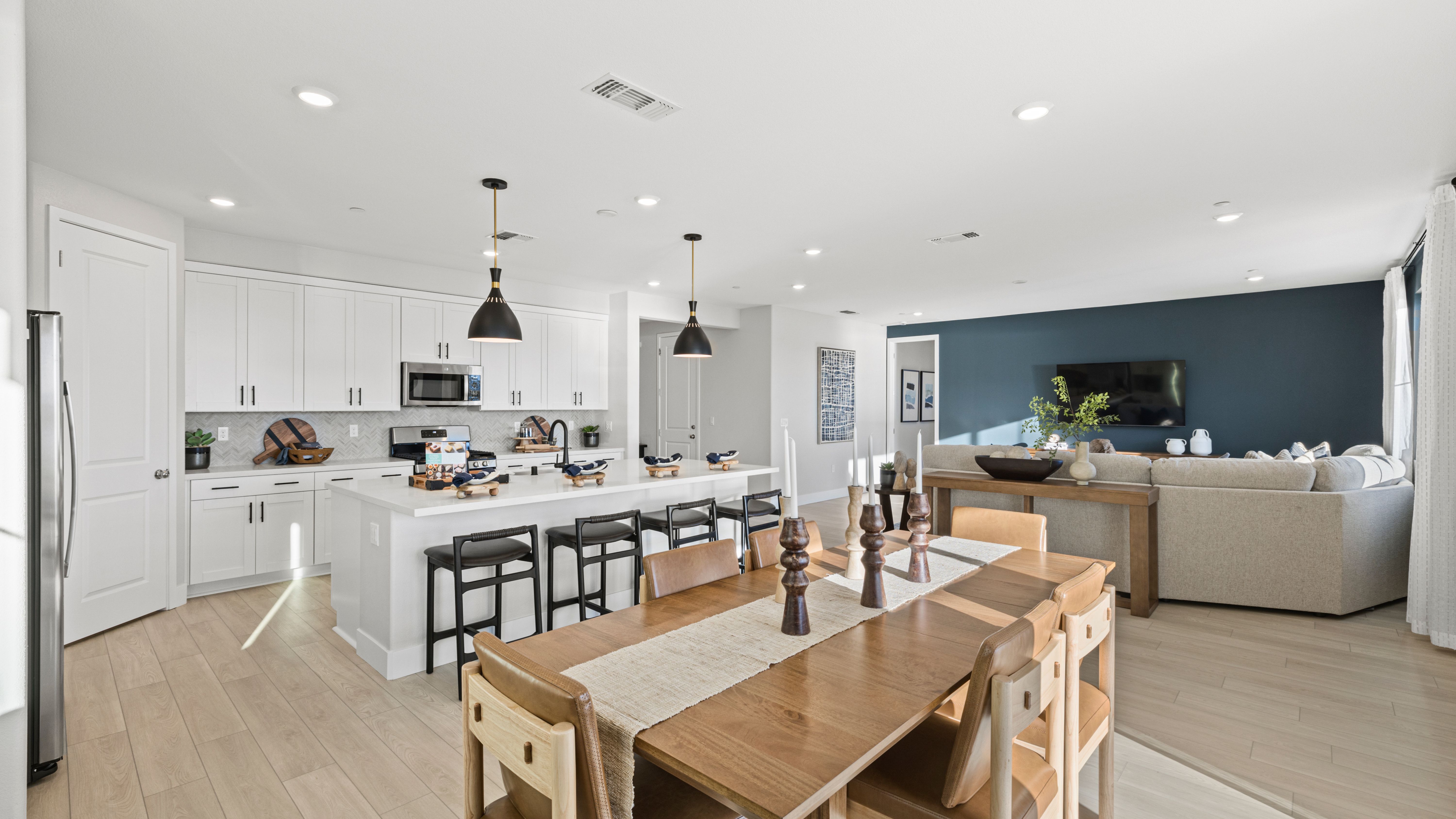 Lacewood Dining Kitchen Great Room