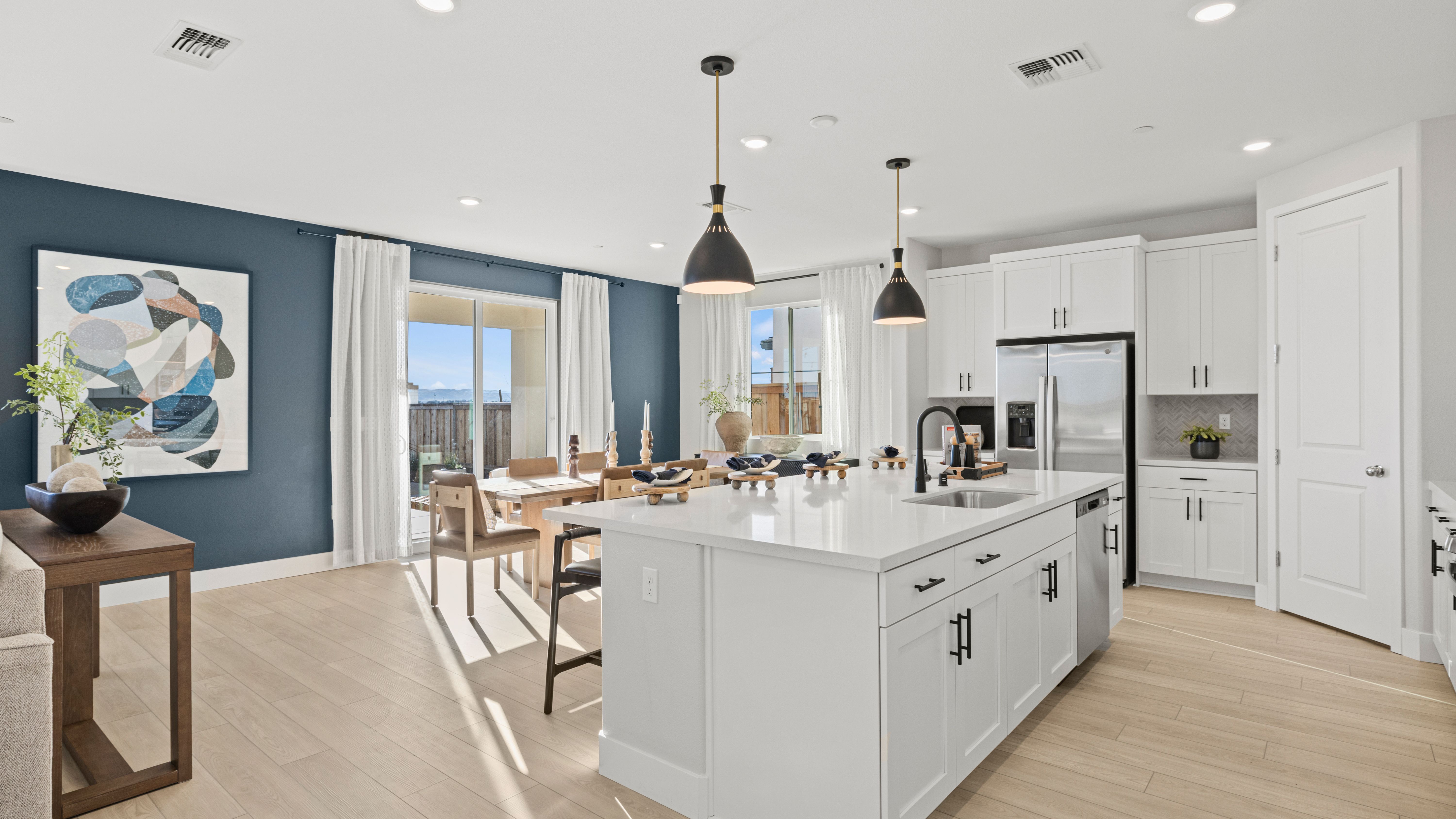 Lacewood Kitchen Dining