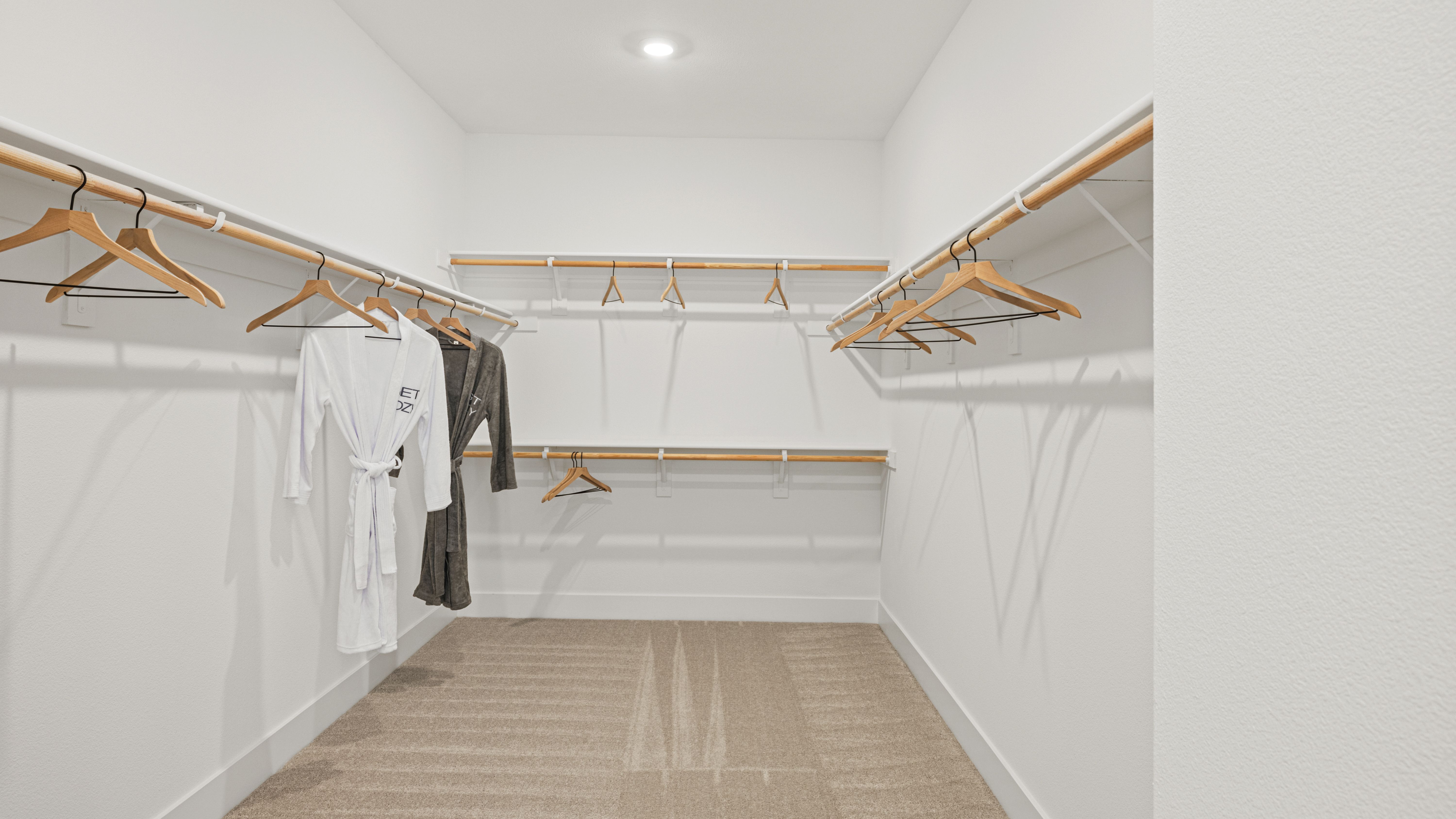 Lacewood Primary Closet