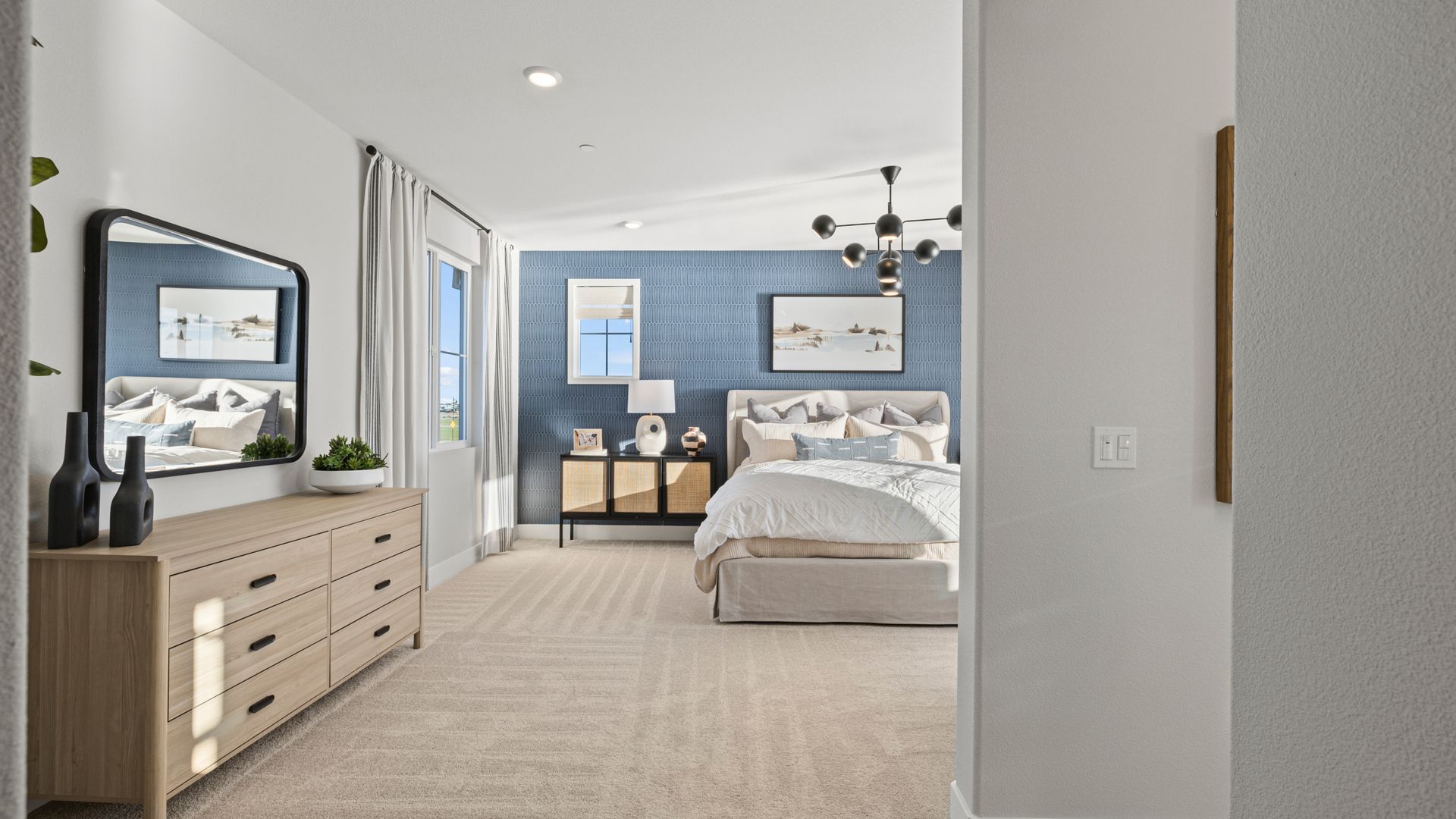 Lacewood Primrary Bedroom