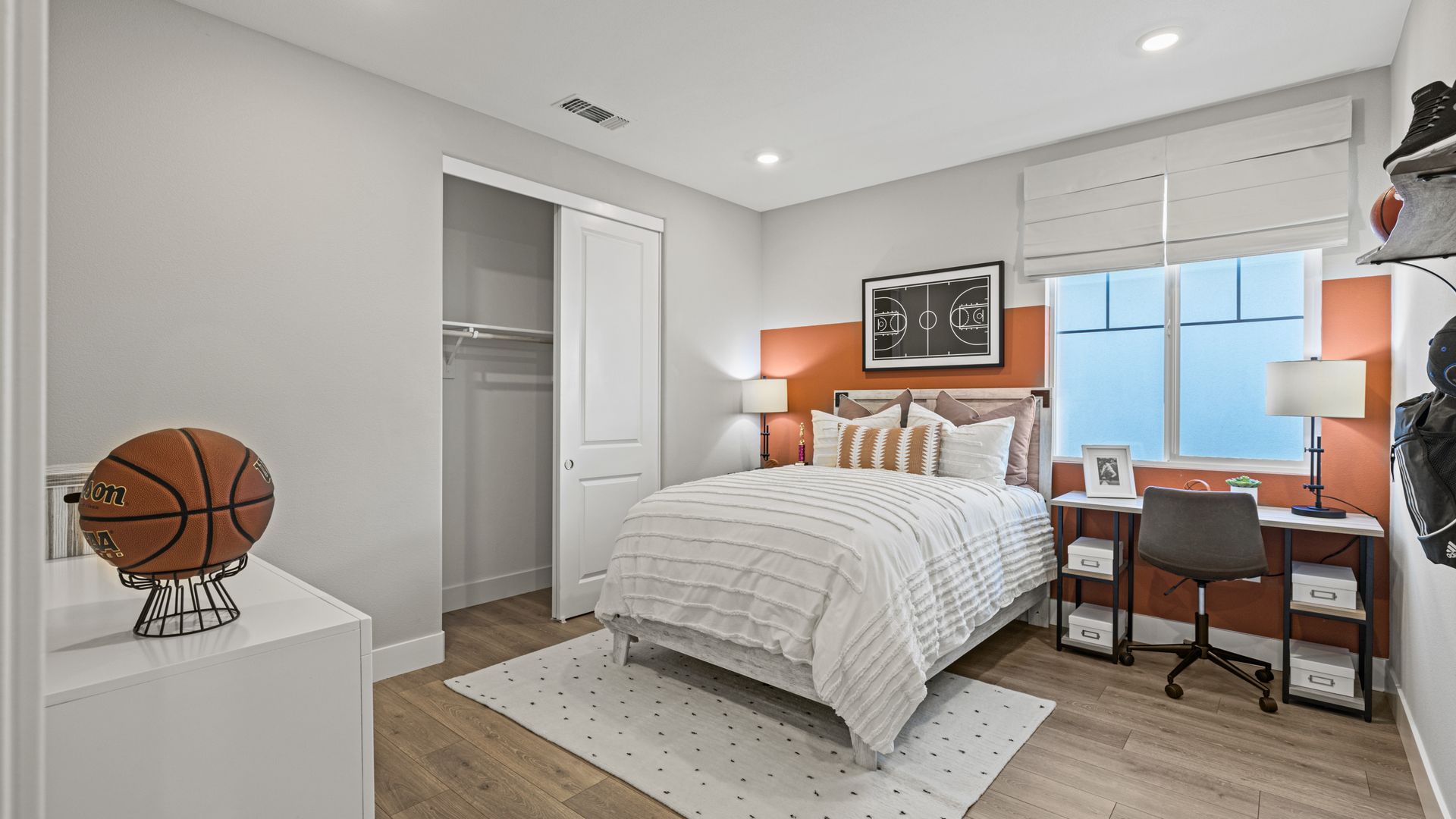 Lily Bedroom 4