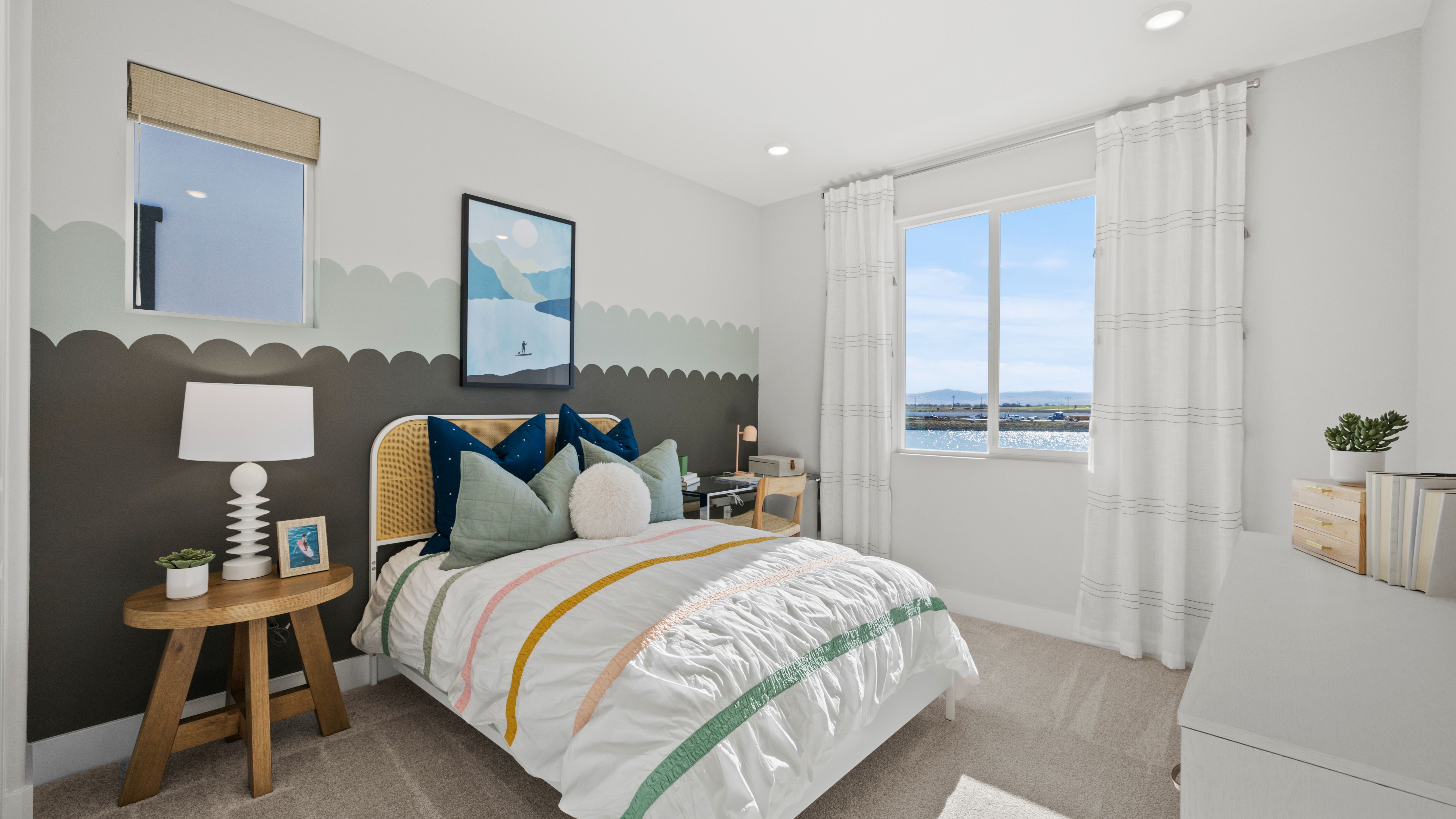 Luna Bedroom 2