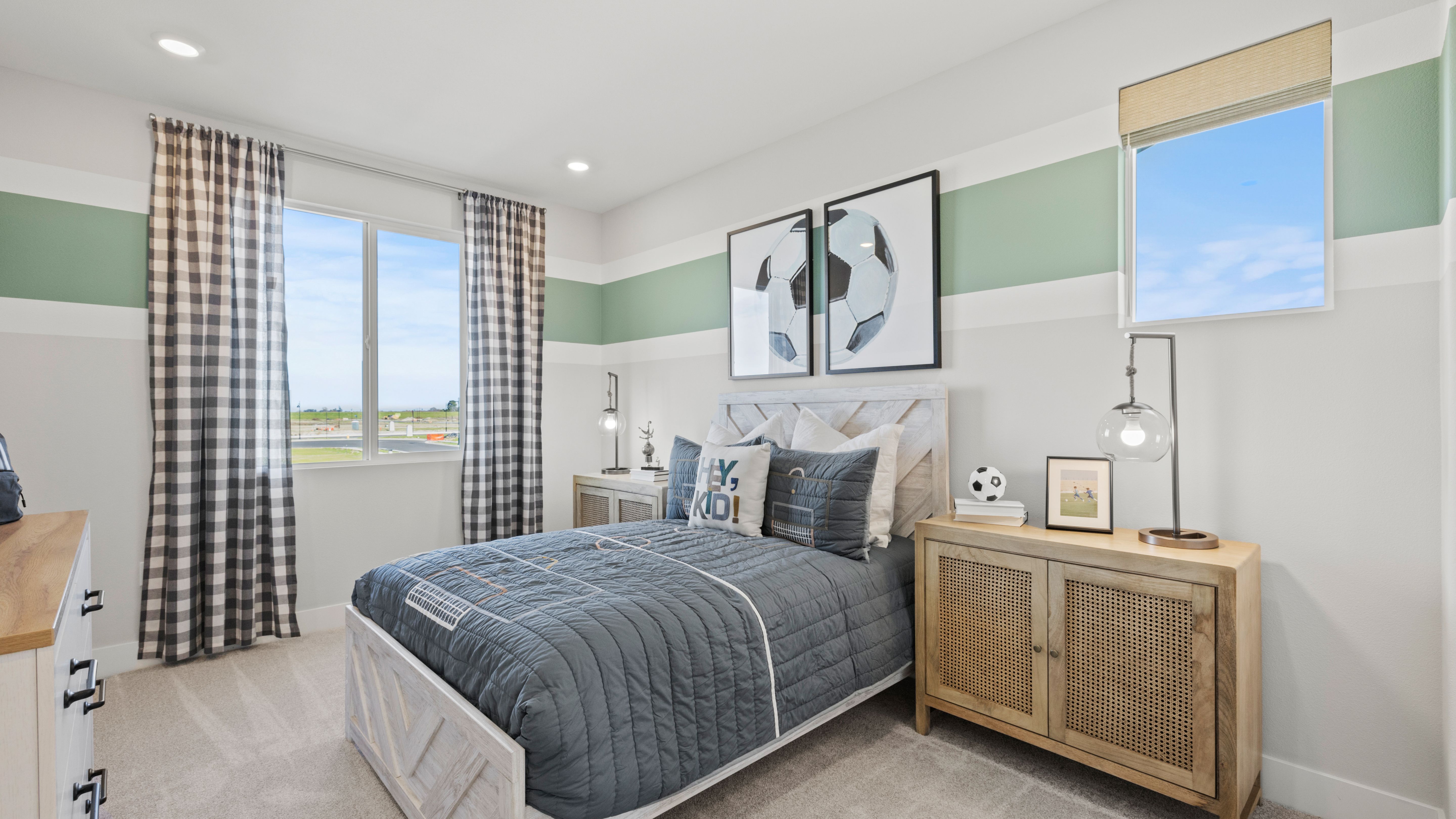 Luna Bedroom 3