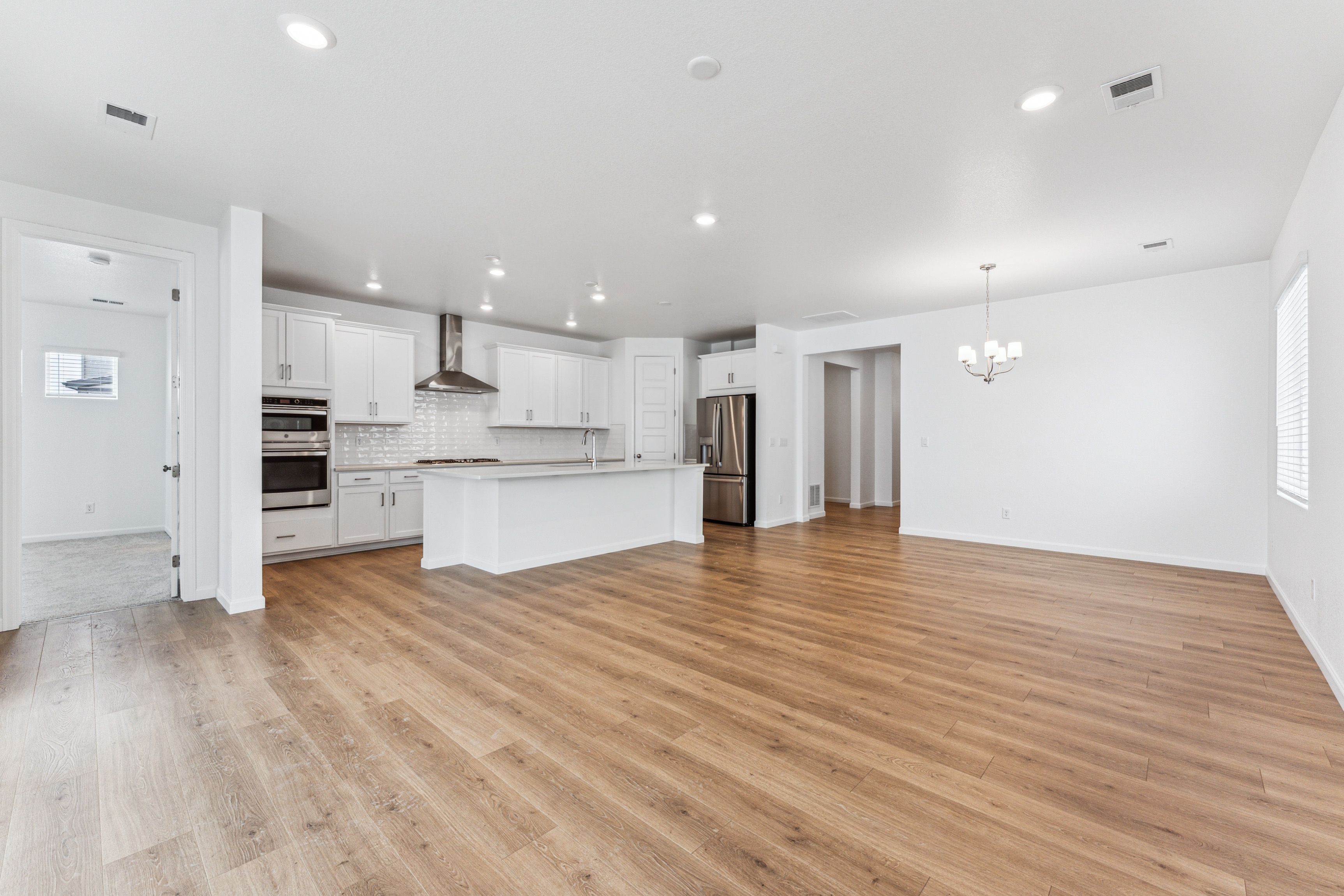 8-008-16608-W-92nd-Pl