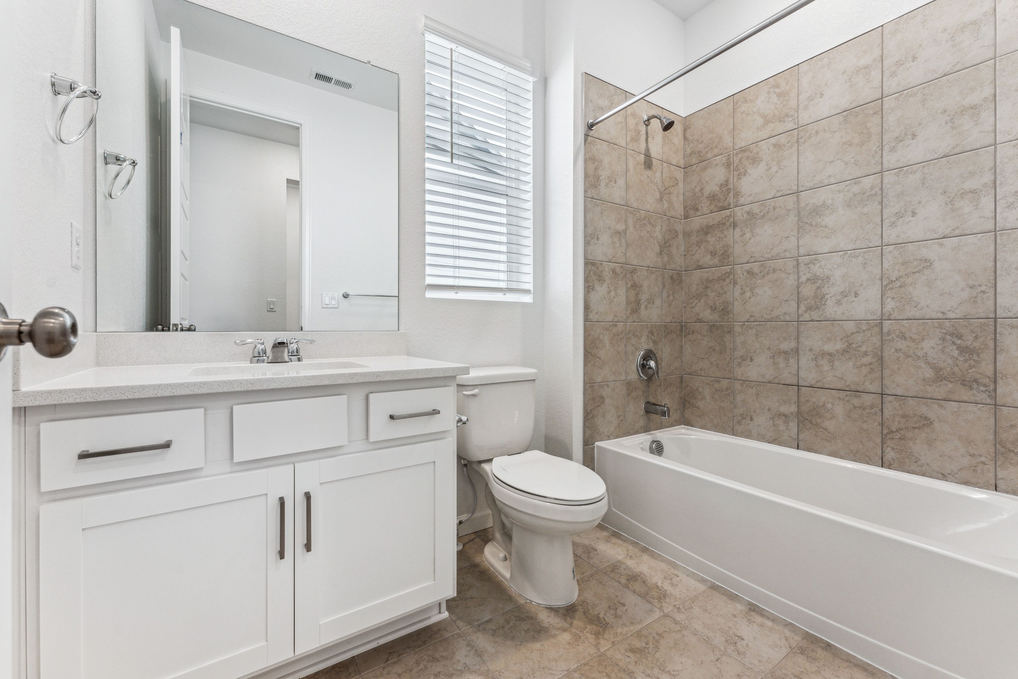 22-022-16608-W-92nd-Pl