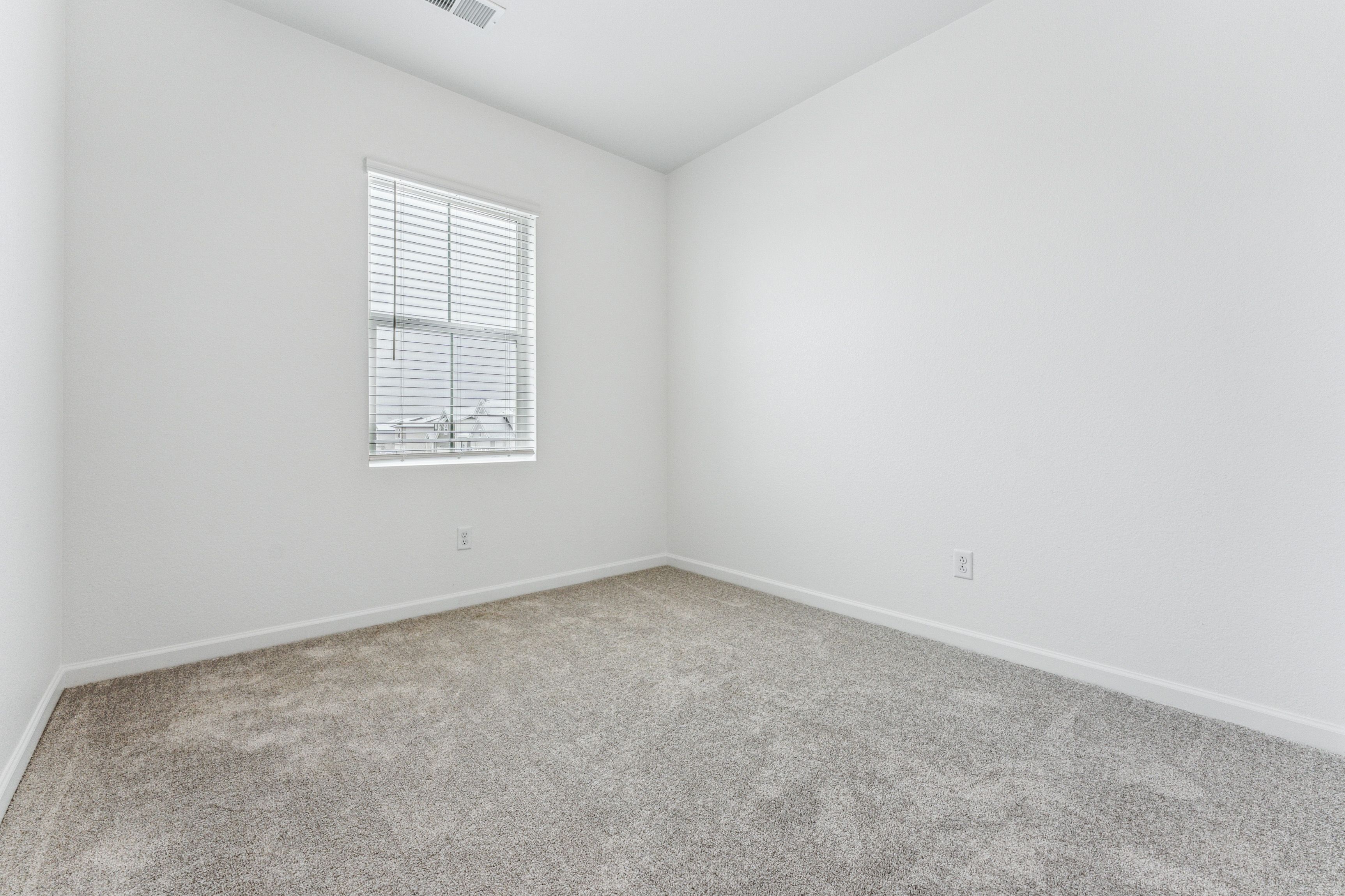 23-023-16608-W-92nd-Pl