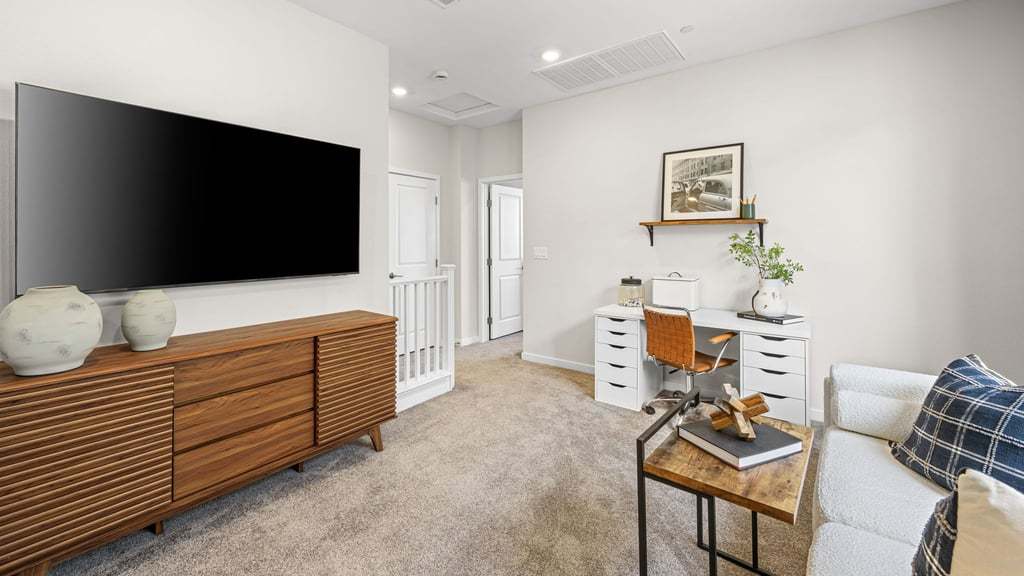 12-custom-TM - Opus Cypress-12