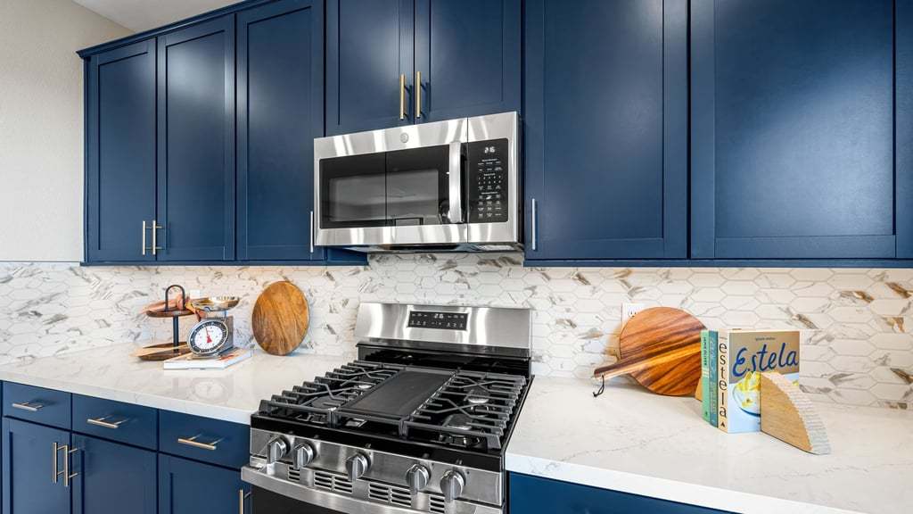 9-custom-TM - Opus - Pine-09