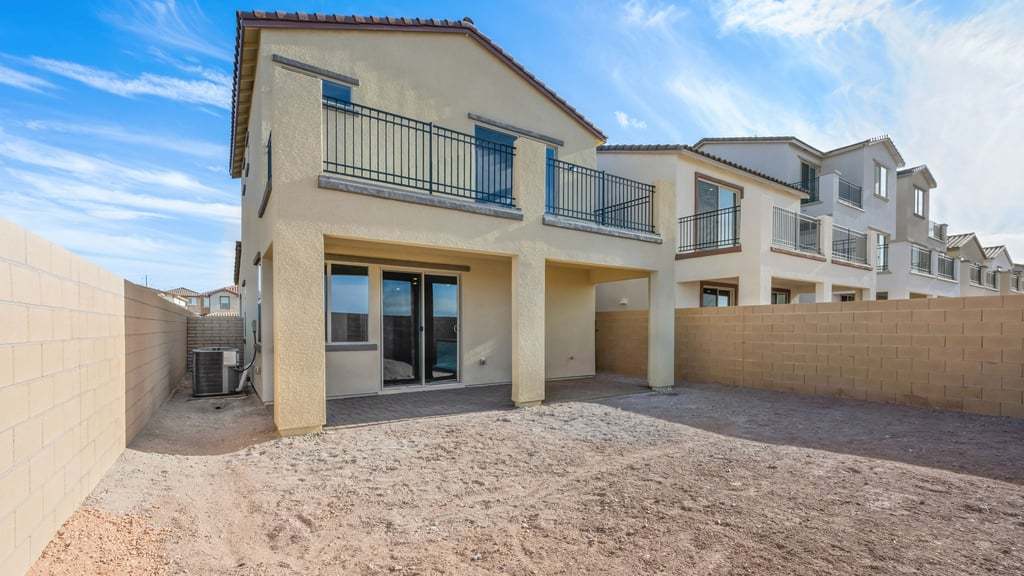 20-custom-TM - Opus Aspen 657 Water St-20