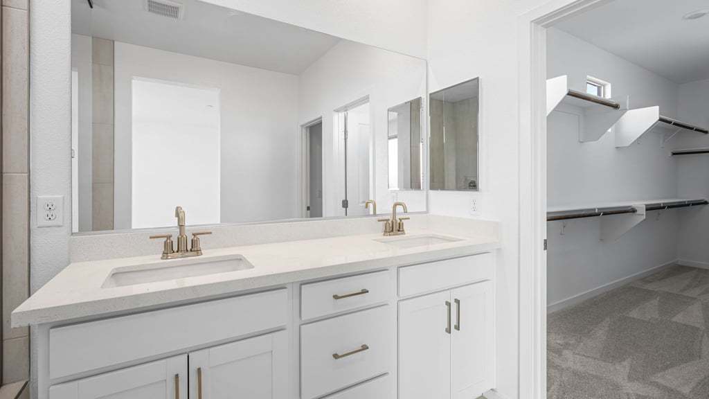 18-custom-TM - Opus Aspen 657 Water St-18