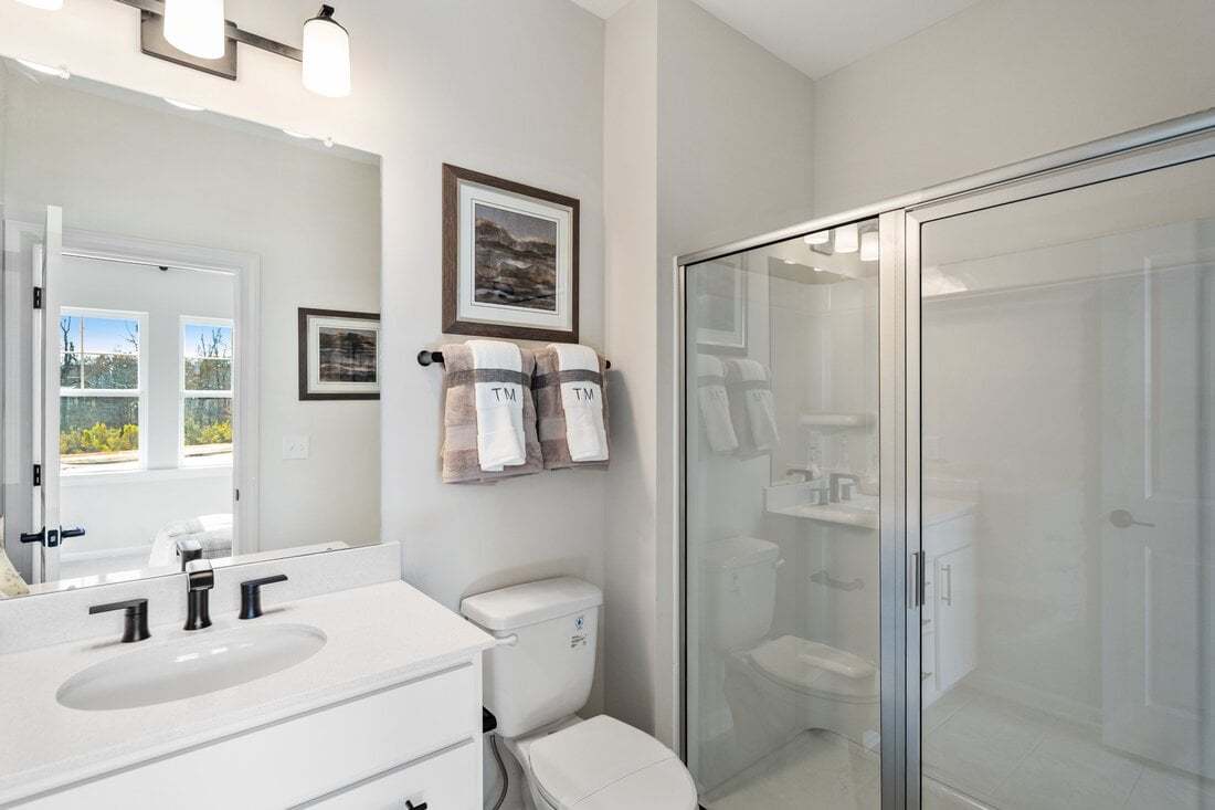 Greystone - Guest Bath