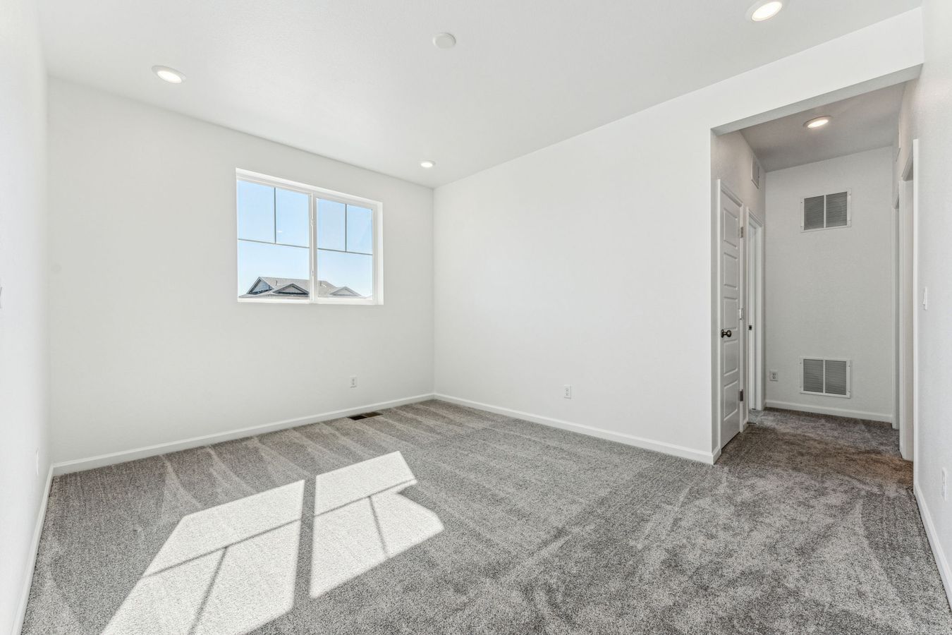 018-16613-W-93rd-Wy