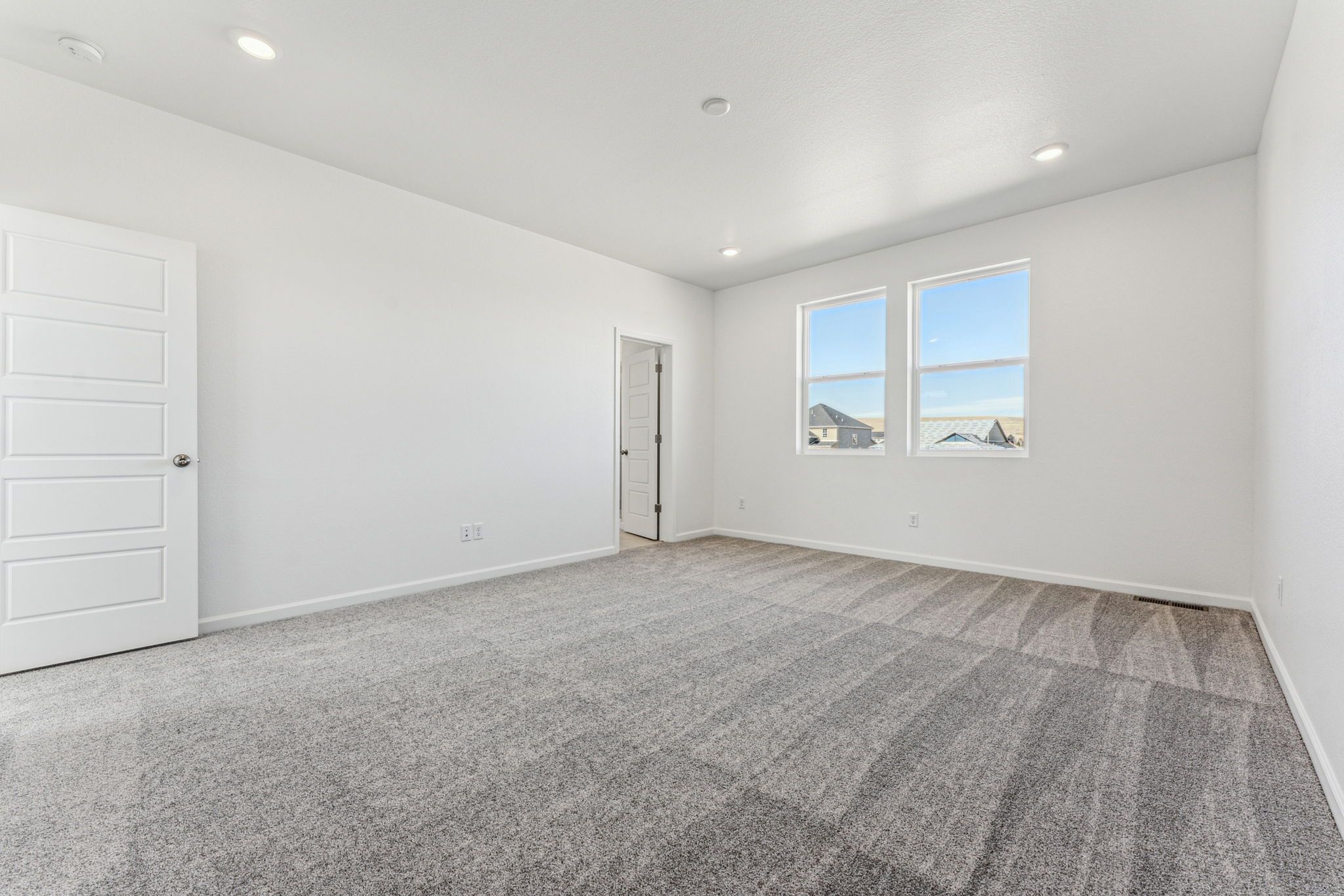 022-16613-W-93rd-Wy