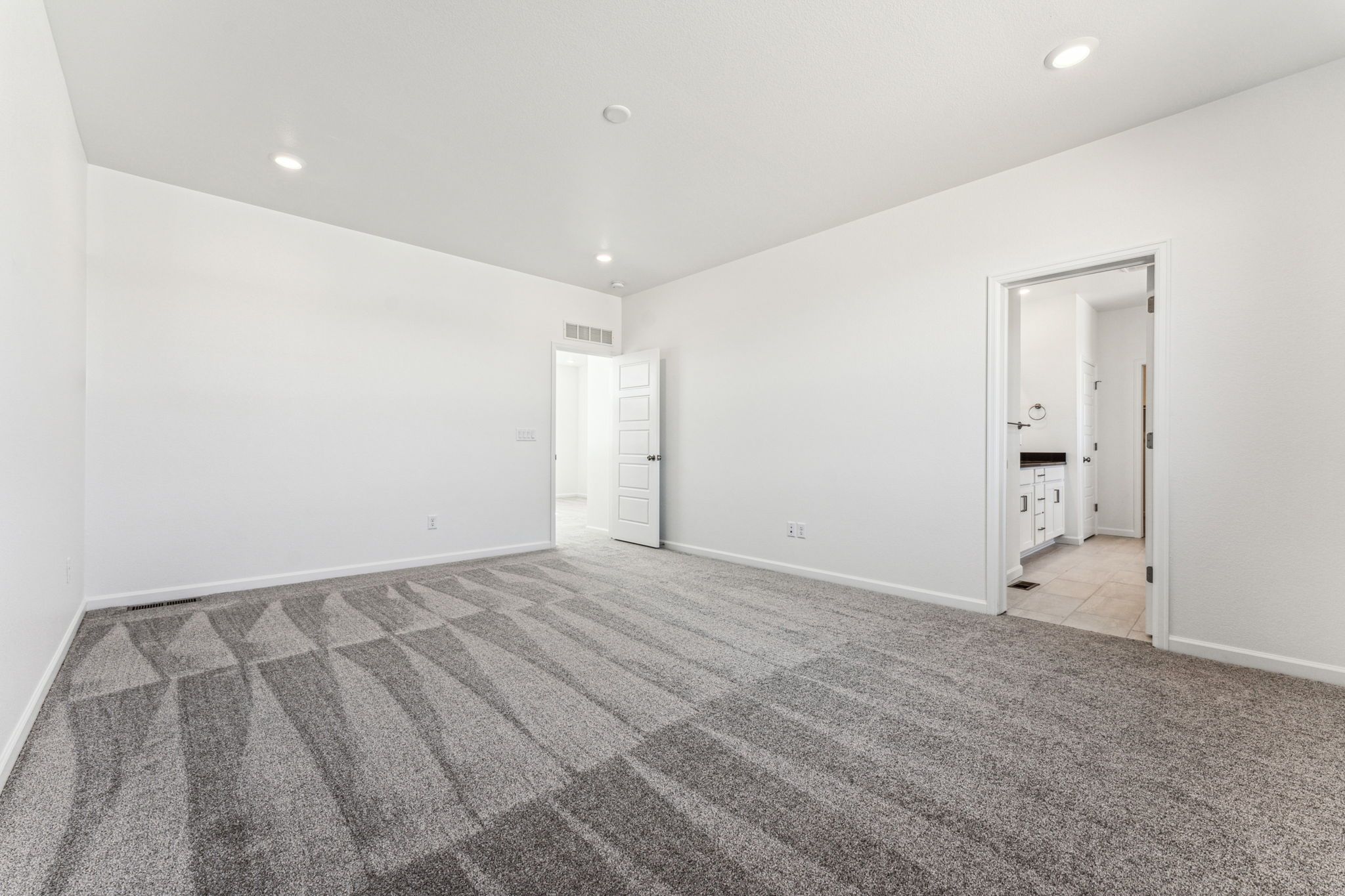 023-16613-W-93rd-Wy