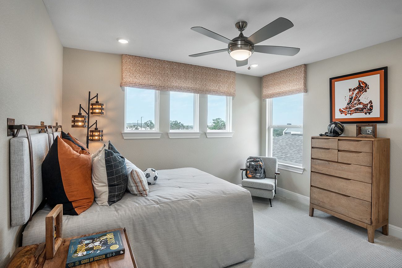 Nolina Carmine - Bed 5