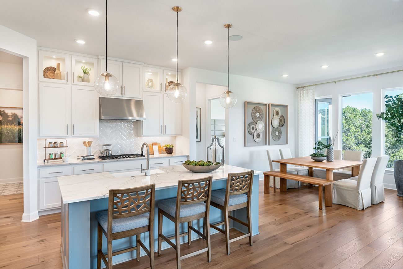 Travisso Calypso  Kitchen  Dining