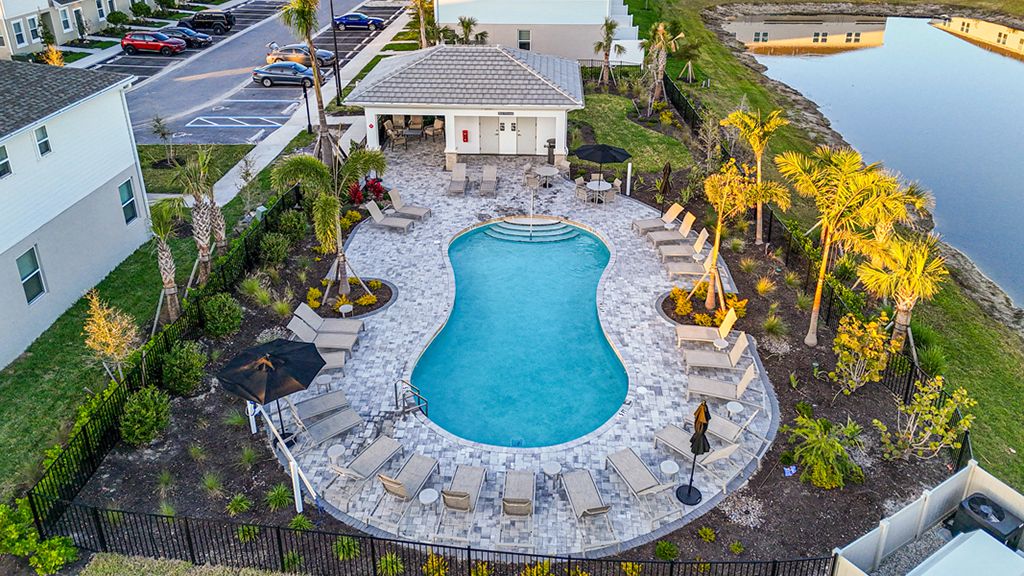 hj-fl-sarasota-the-townhomes-8921-daybreak-co...