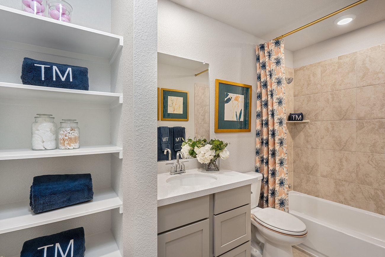 Longview Bruckner 2 - Bath