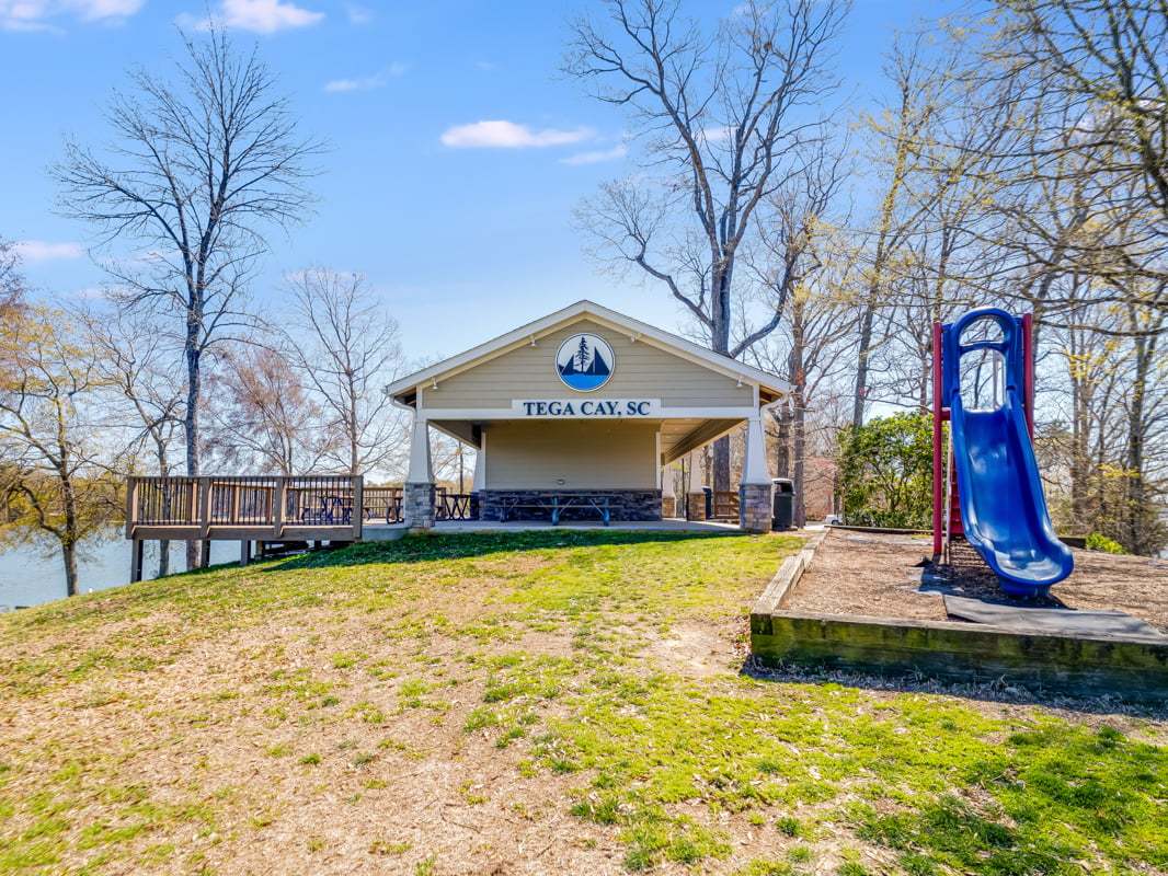 hj-dr-charlotte-tega-cay-windjammer-park-loca...