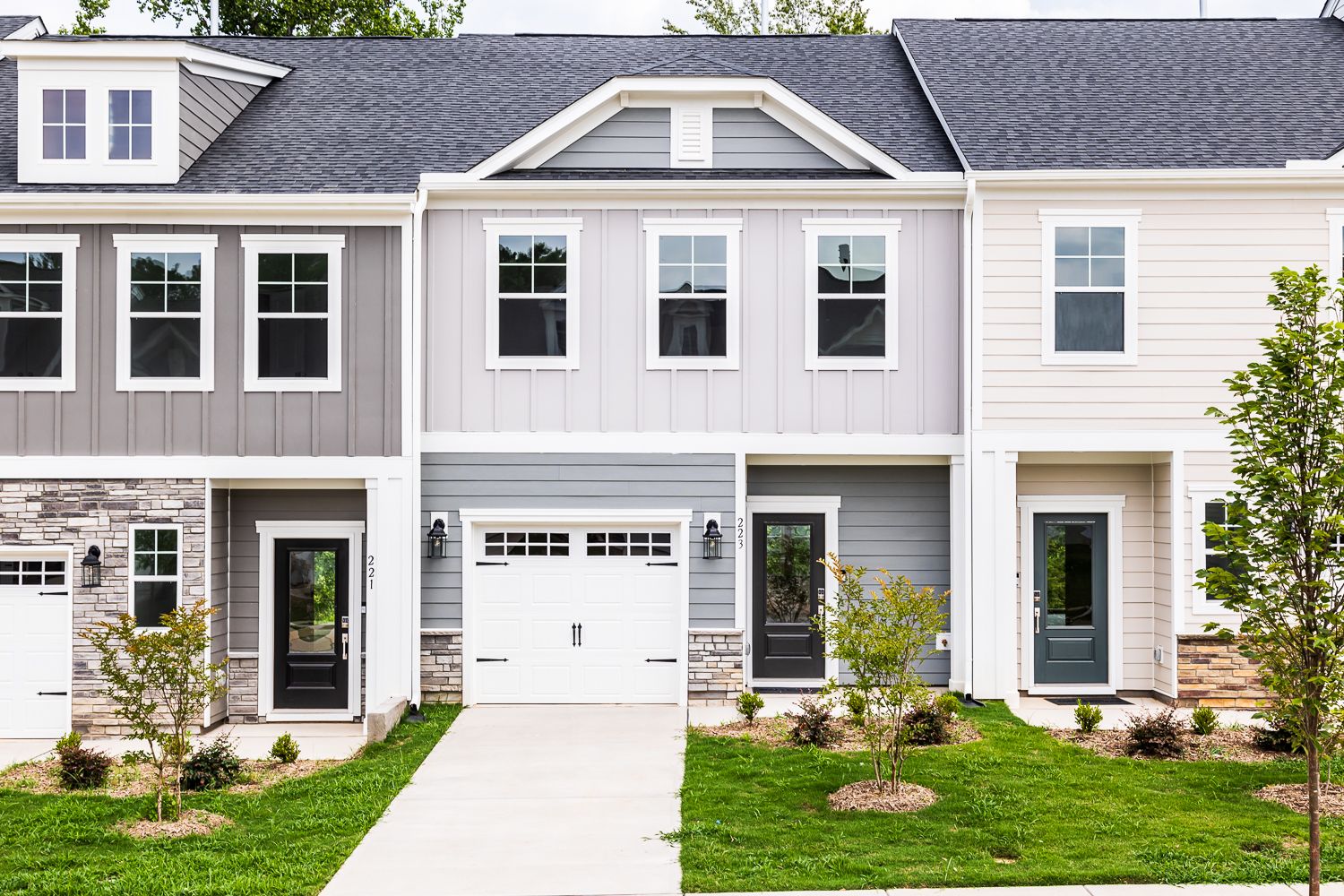 Magnolia Exterior