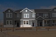 Trailstone Townhomes - The Westerly Collection por Taylor Morrison en Denver Colorado
