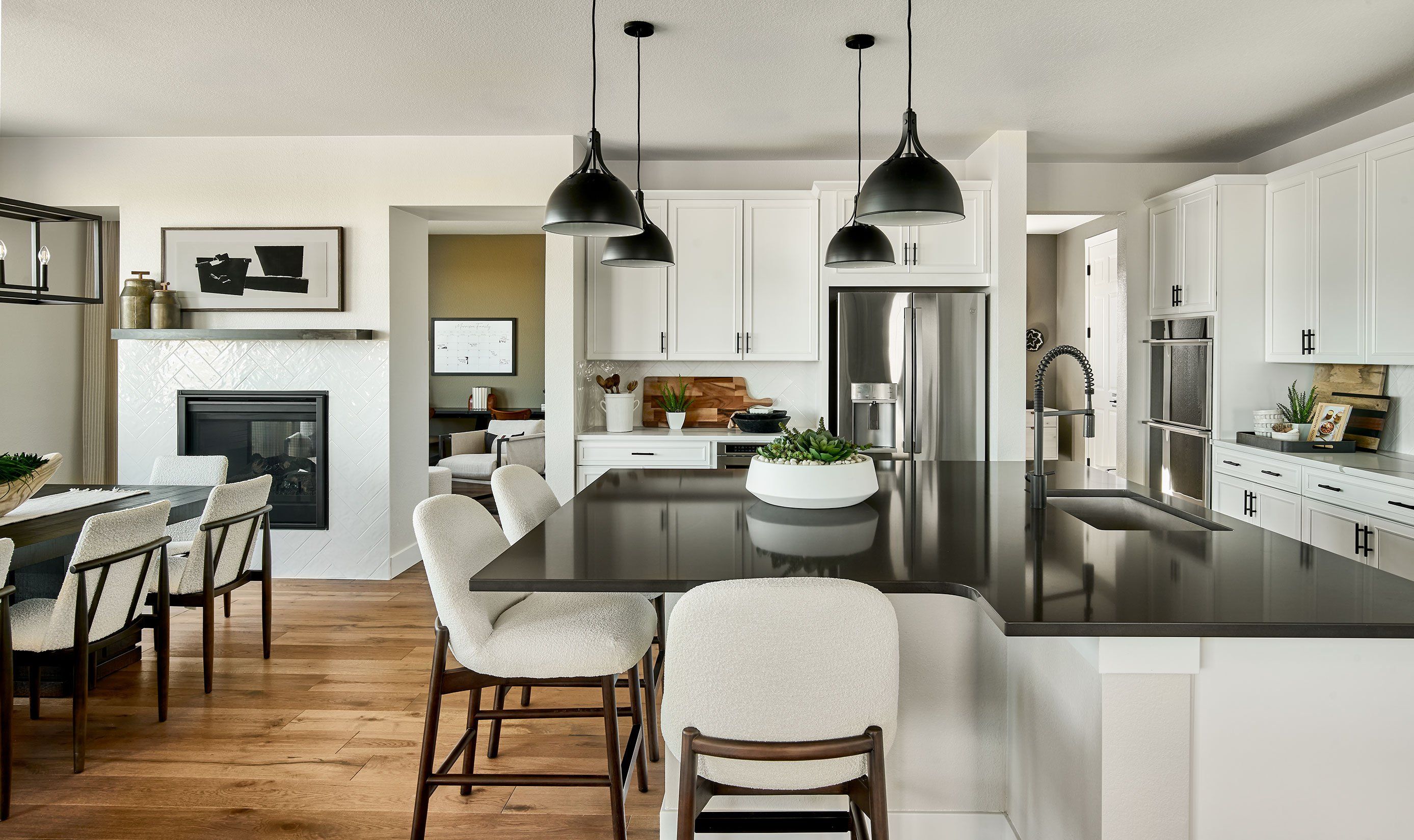 Taylor-Morrison-Trailstone-Vail-05-16-24-Kitc...