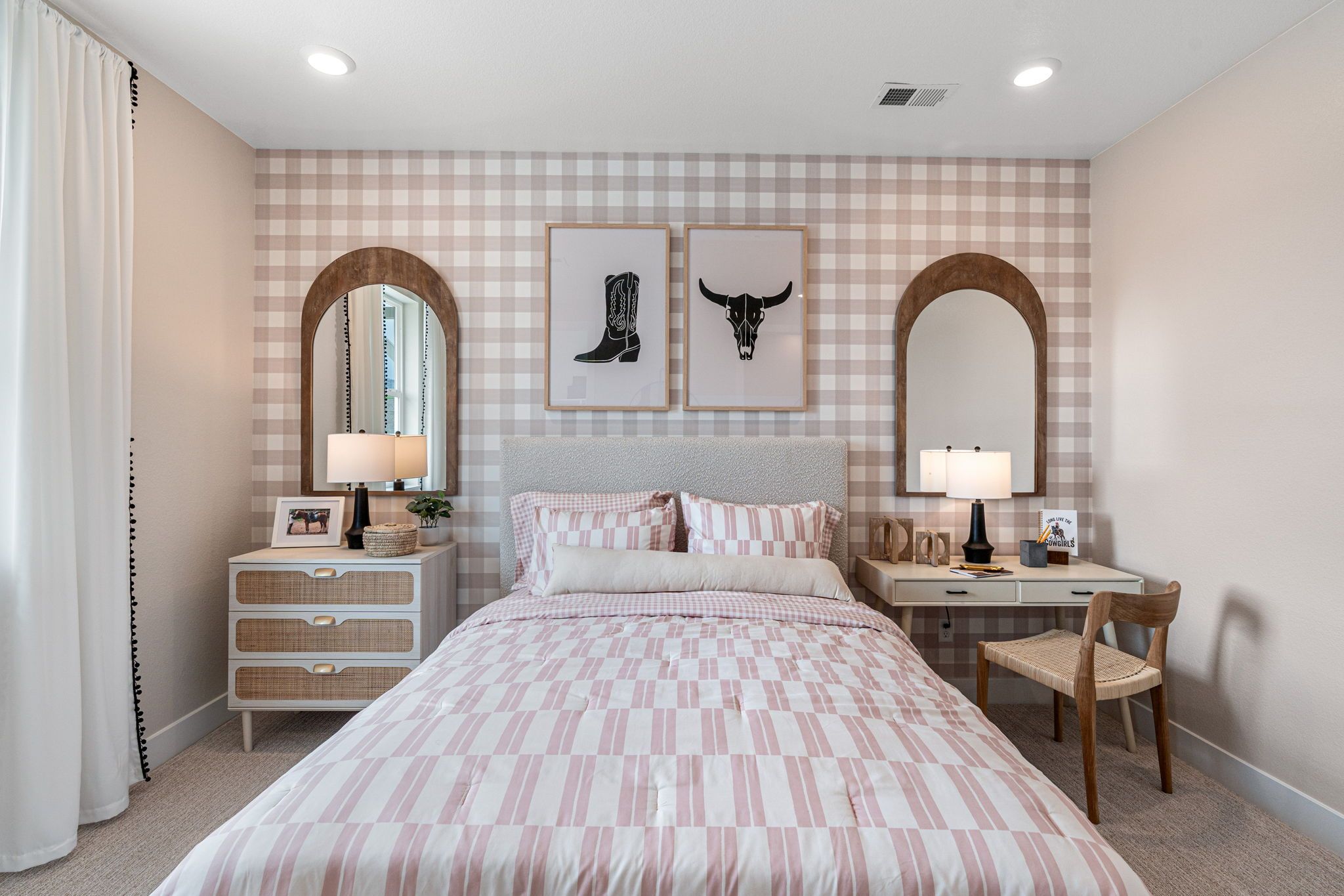 17 Taylor-Morrison-Trailstone-Vail-Cowgirl-Room