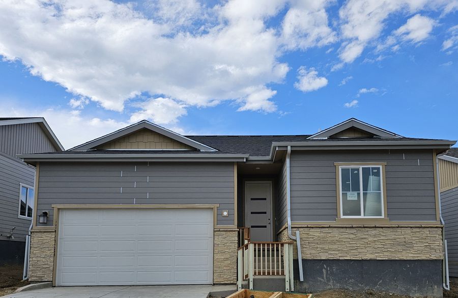 17085 W 92Nd Loop. Arvada, CO 80007