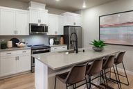 Woodin Creek Station Townhomes por Taylor Morrison en Portland-Vancouver Washington
