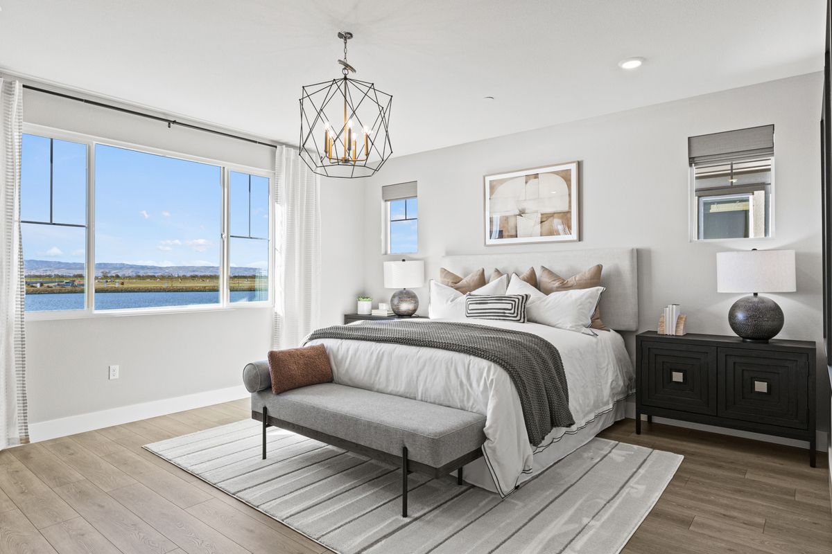 Paddlewheel at River Islands Lily Primary