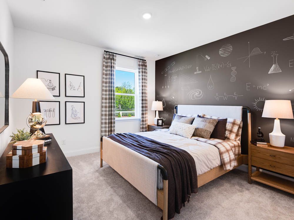 hj-ga-atlanta-oakmead-essex-lot-model-bedroom-003