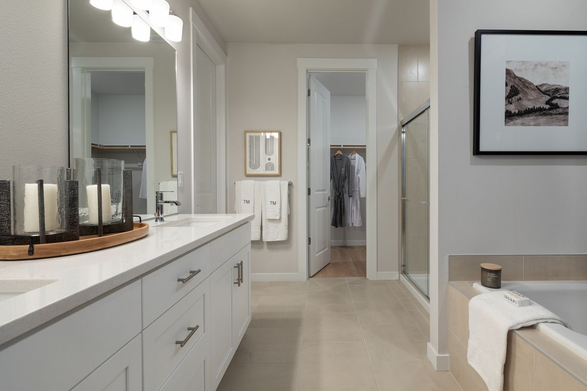 Elk Prairie Calliope Primary Bathroom.jpg