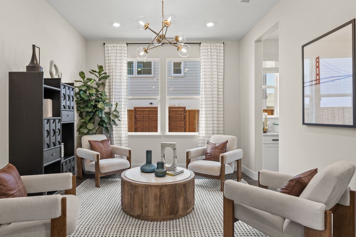 Larkspur Plan 3 Flex