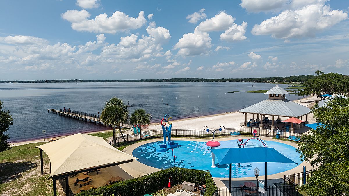 Clermont-Waterfront-Park-0190-1200x675