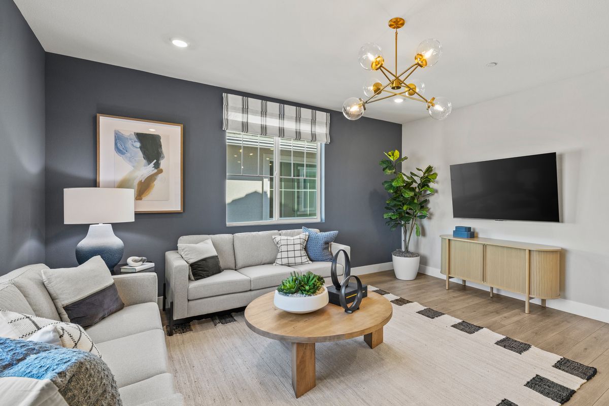 Trailview Marigold Loft