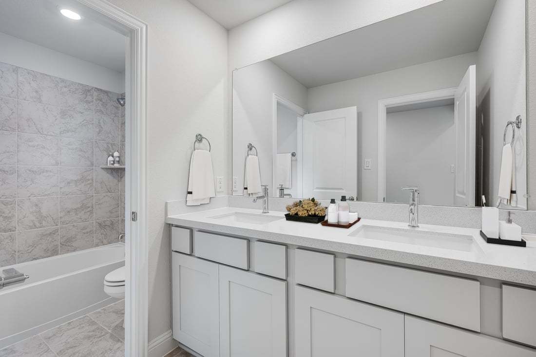 hj-tx-dallas-cross-creek-meadows-40s-lanier-l...