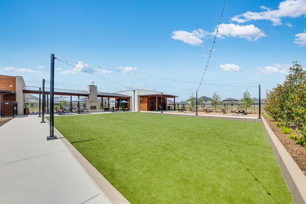 hj-tx-hou-trillium-amenity-center-lot-1-commu...