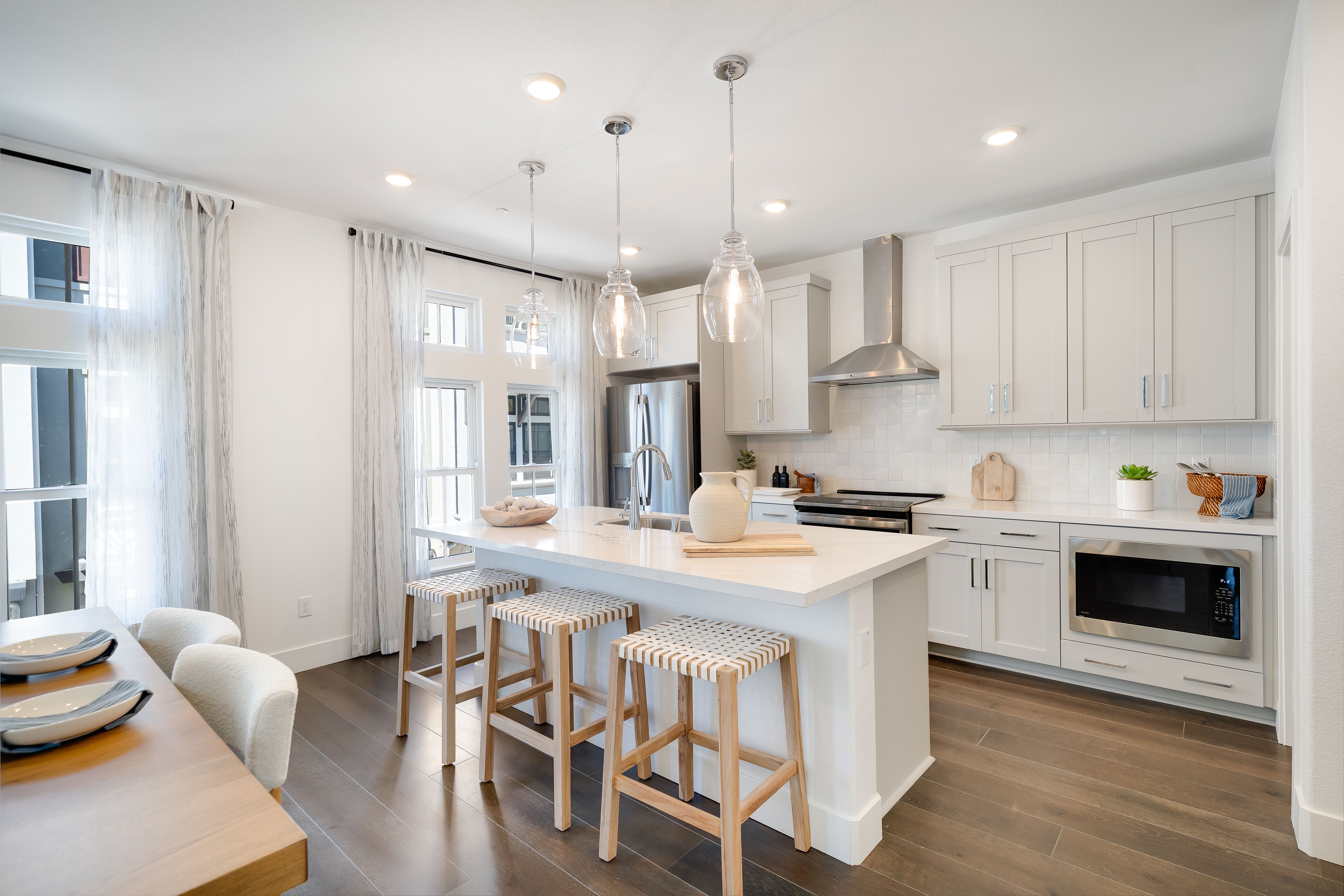 Amelia 3BX Kitchen 2