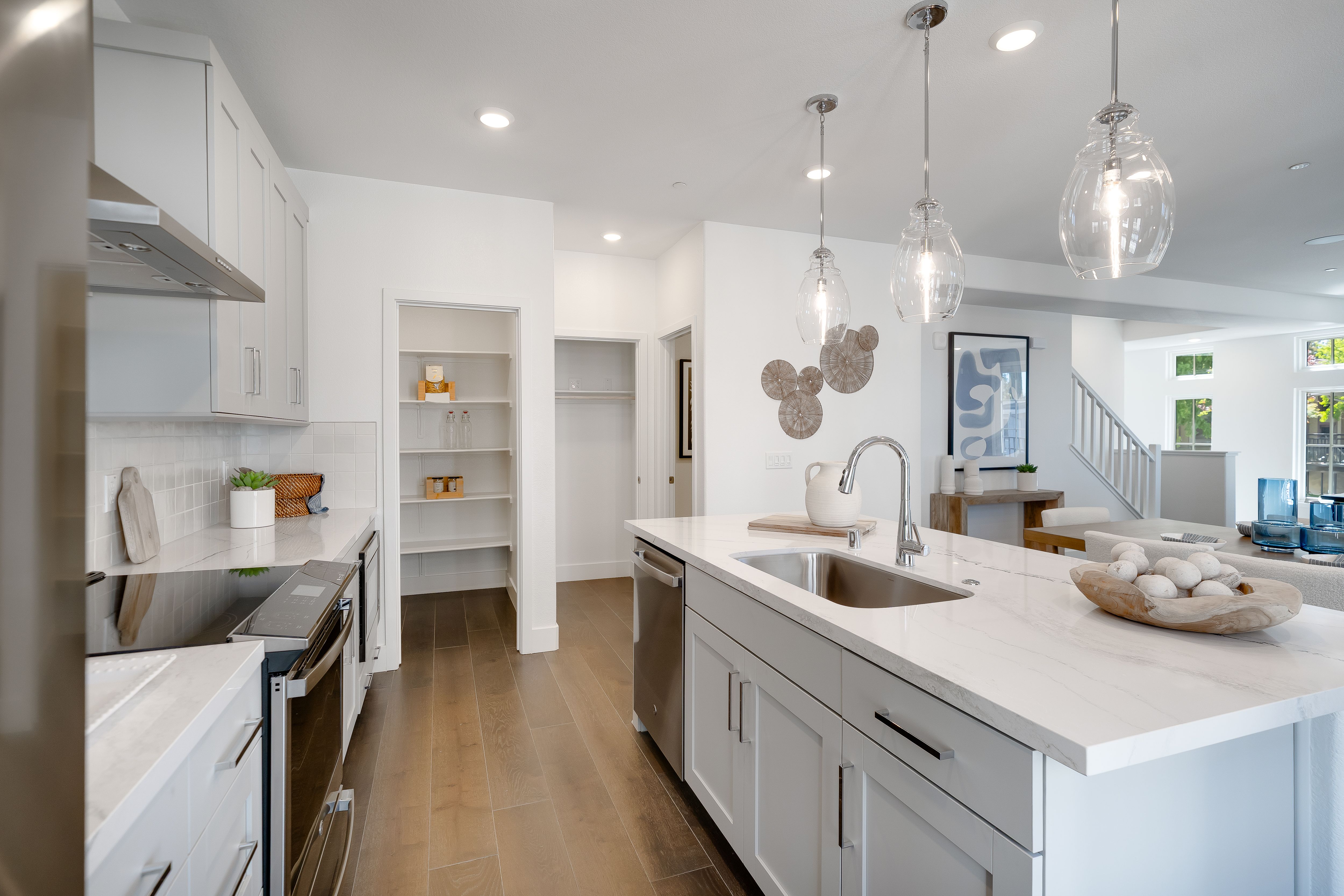 Amelia 3BX Kitchen 3