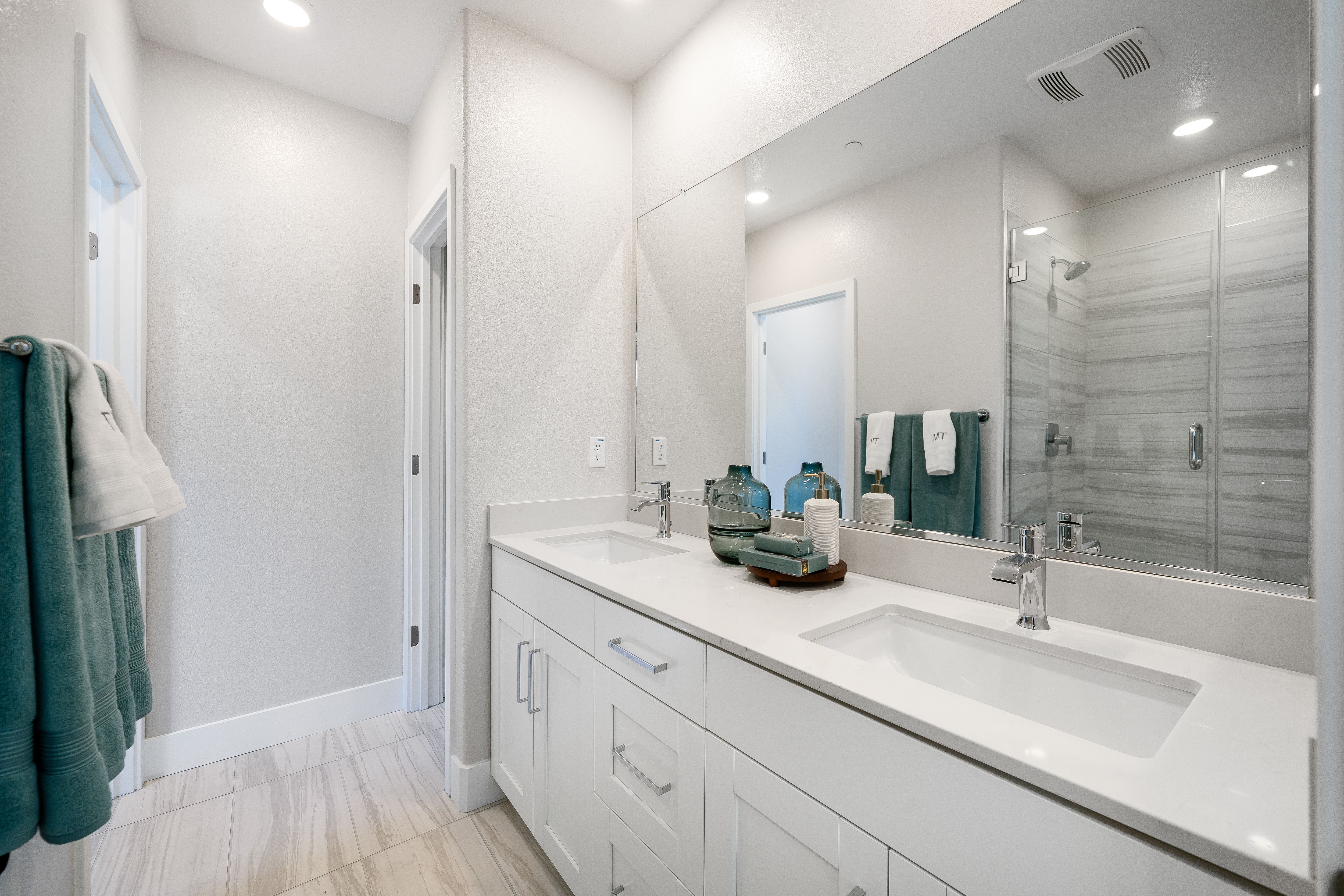 Amelia 4D Primary Bath 1