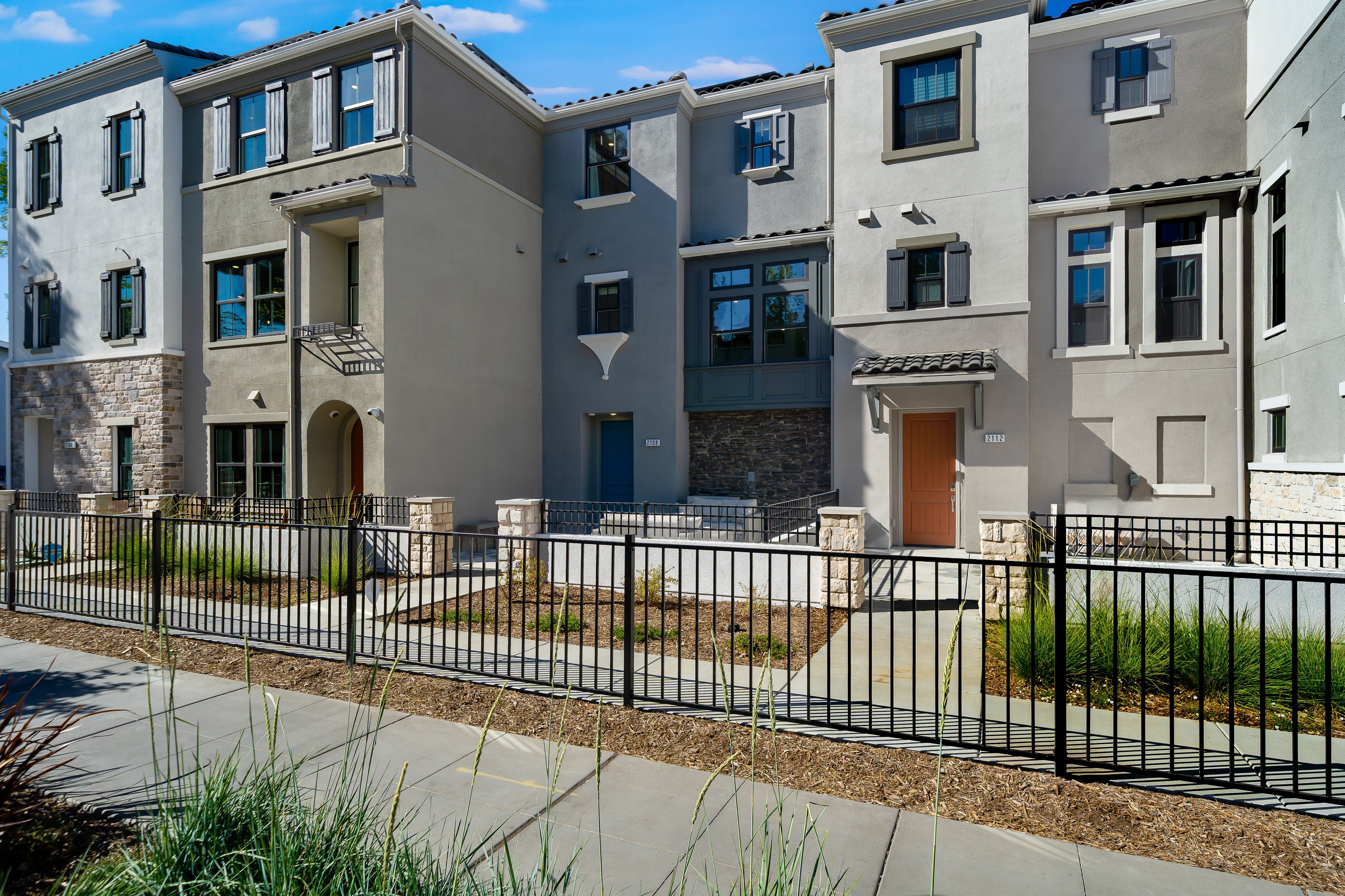 Amelia corner exterior